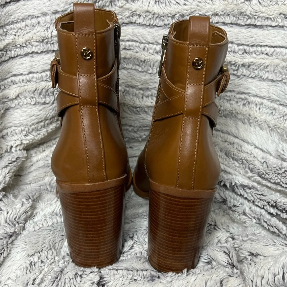 Michael Kors ankle boot - Picture 2 of 6